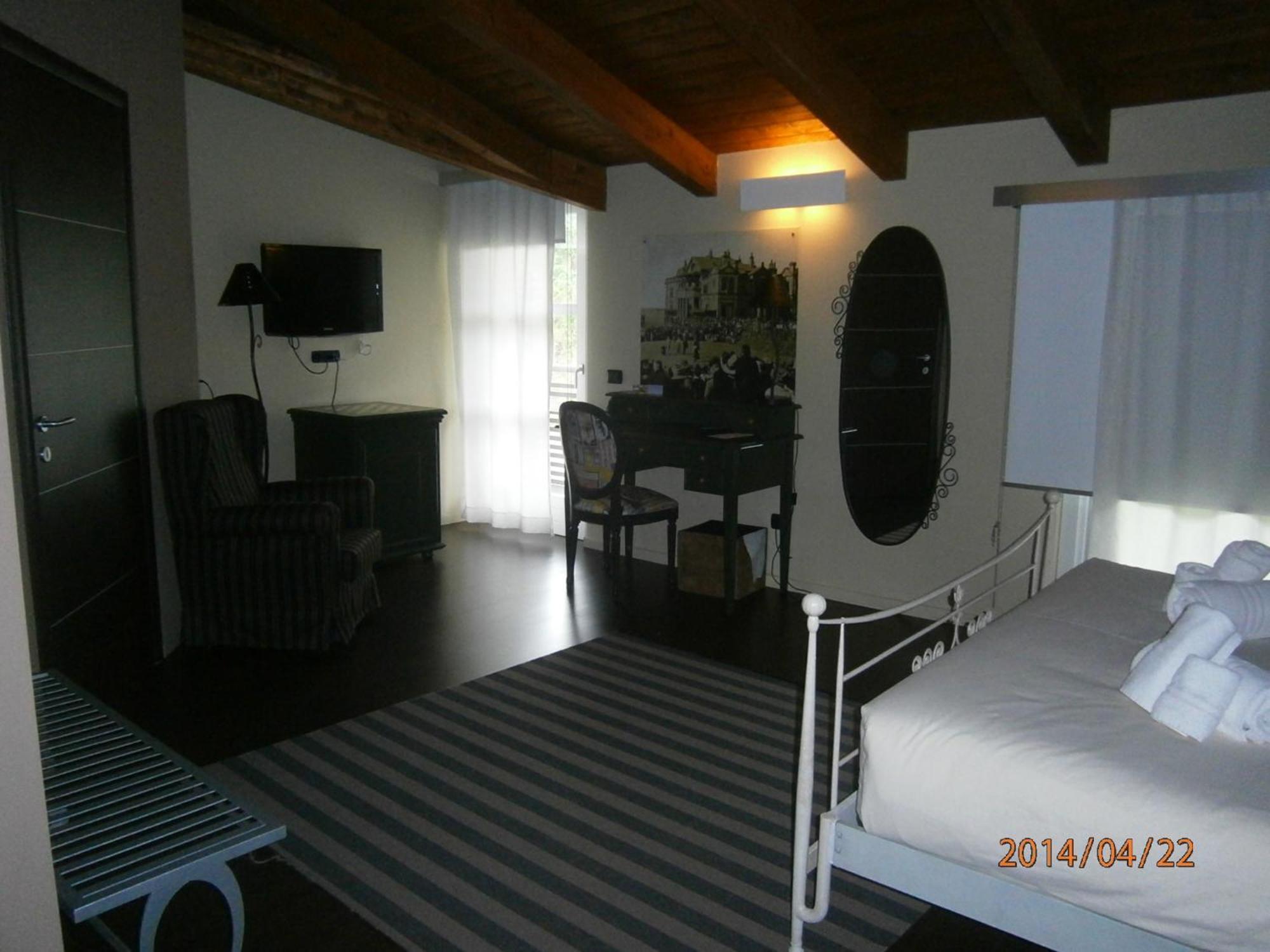 Foresteria Del Castello Torre Canavese 部屋 写真